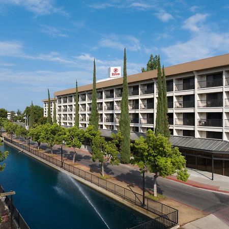 Hilton Stockton Hotel Екстериор снимка