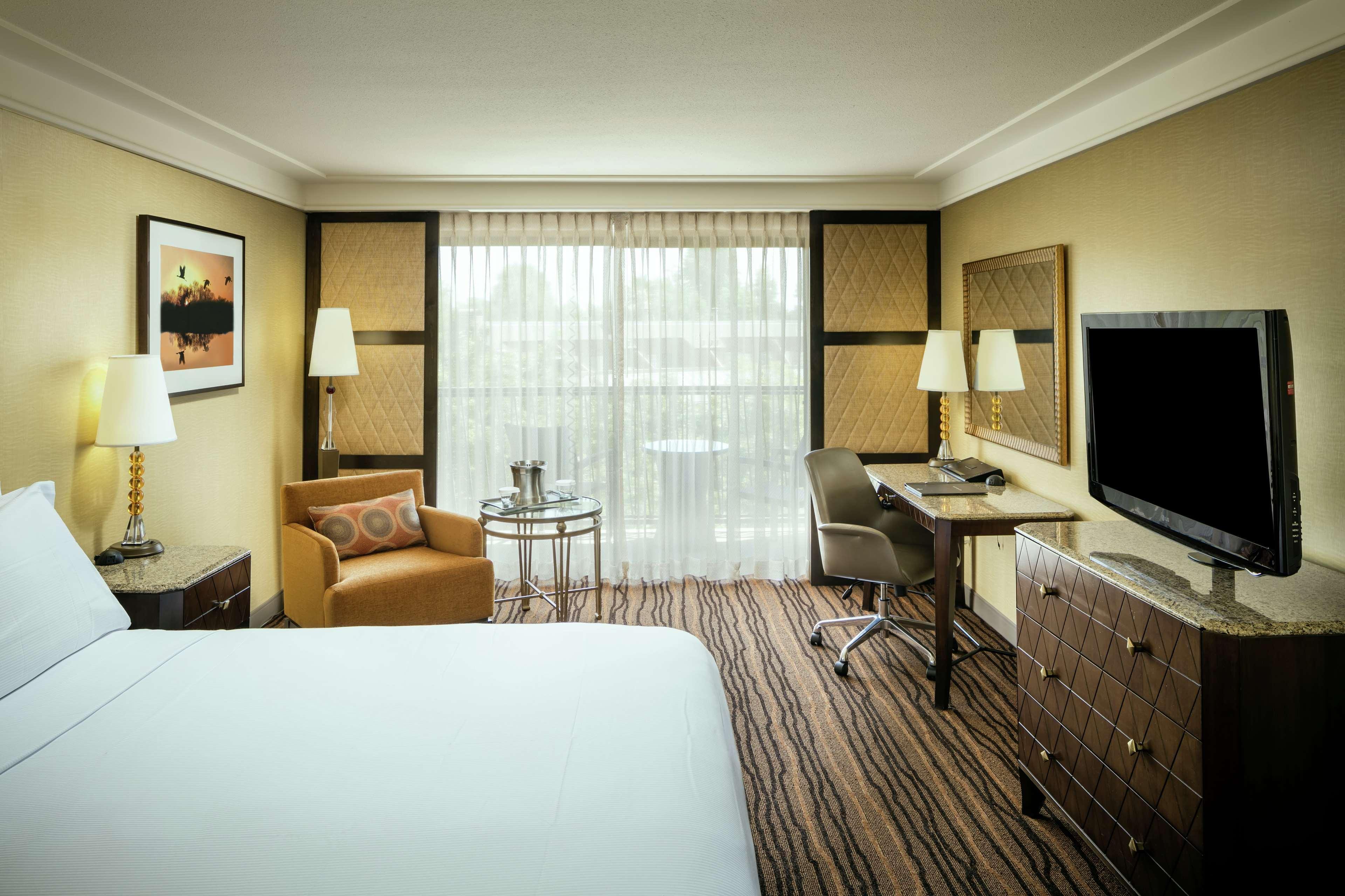 Hilton Stockton Hotel Екстериор снимка