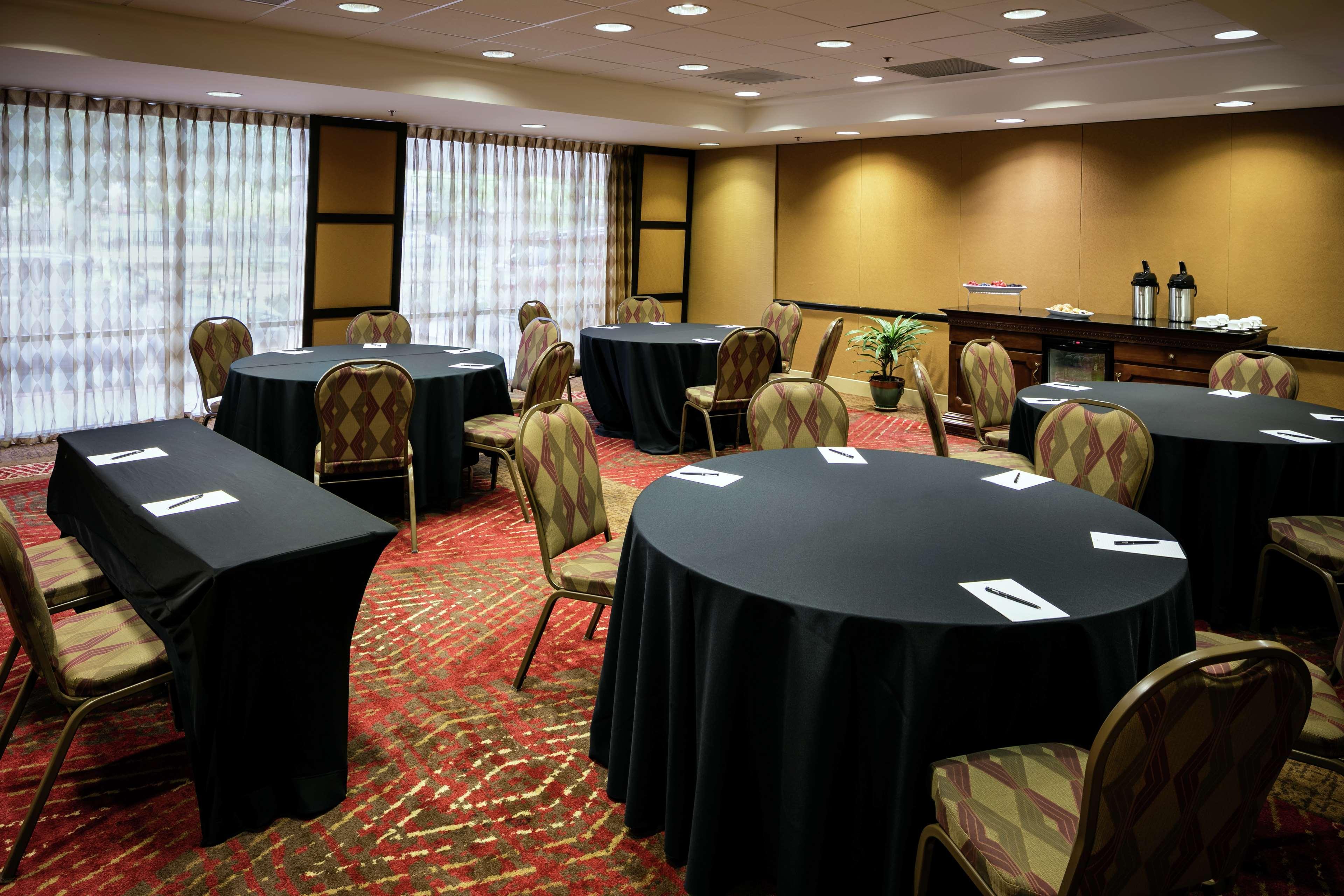 Hilton Stockton Hotel Екстериор снимка