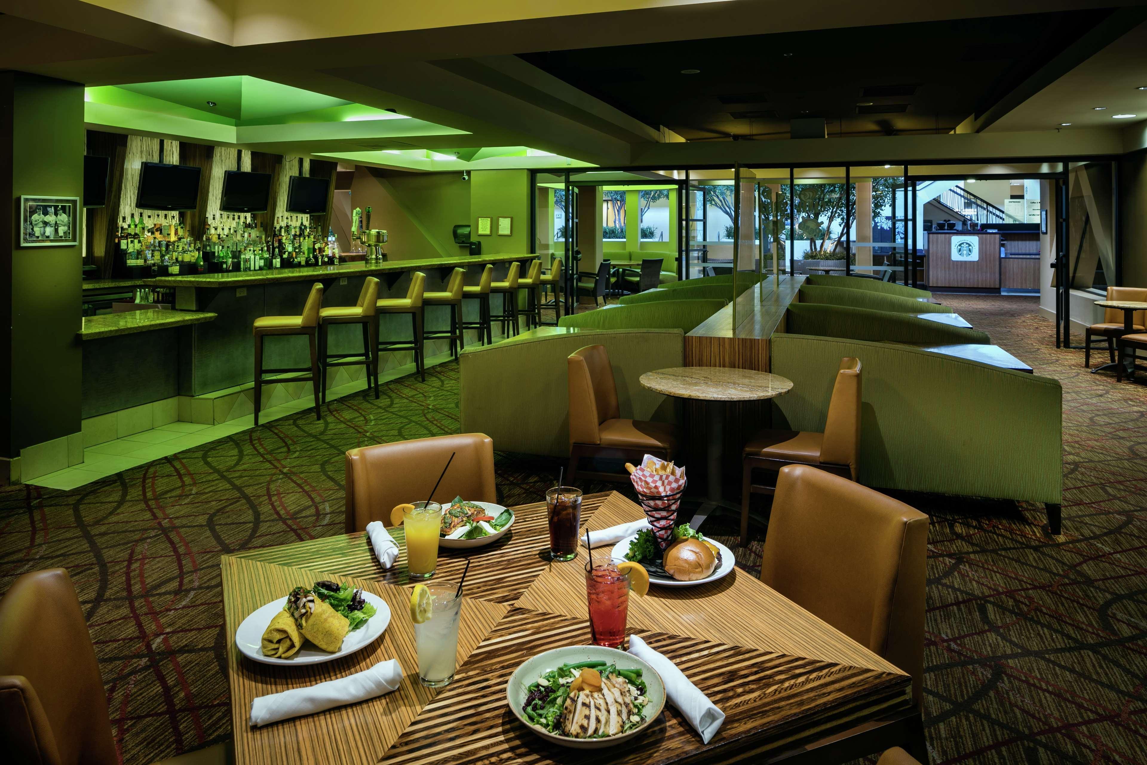 Hilton Stockton Hotel Екстериор снимка