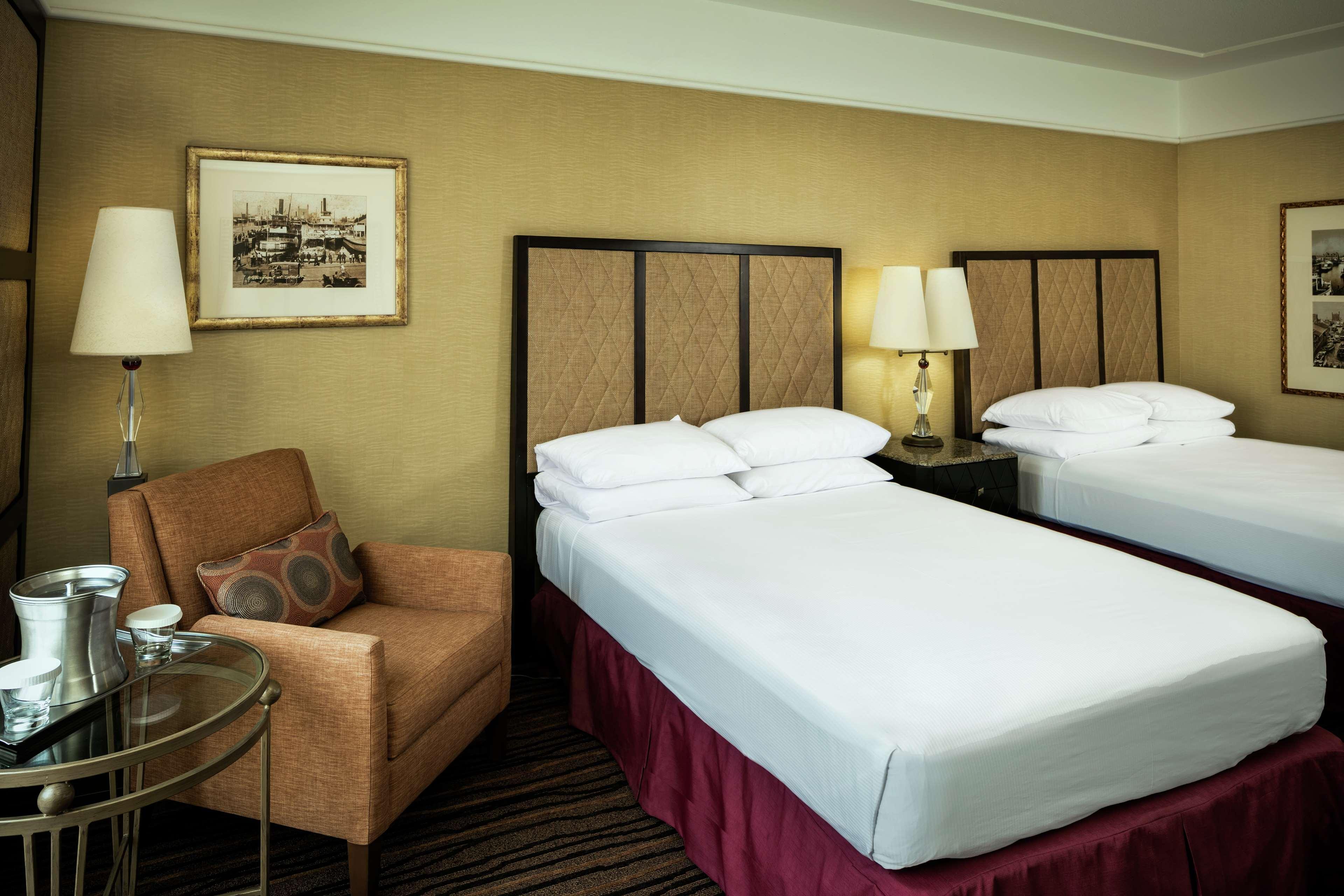 Hilton Stockton Hotel Екстериор снимка