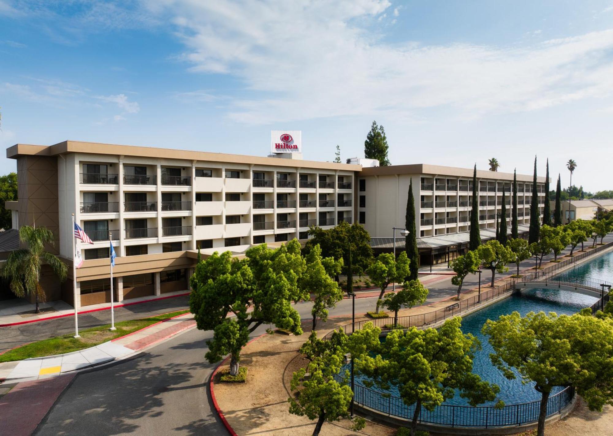 Hilton Stockton Hotel Екстериор снимка
