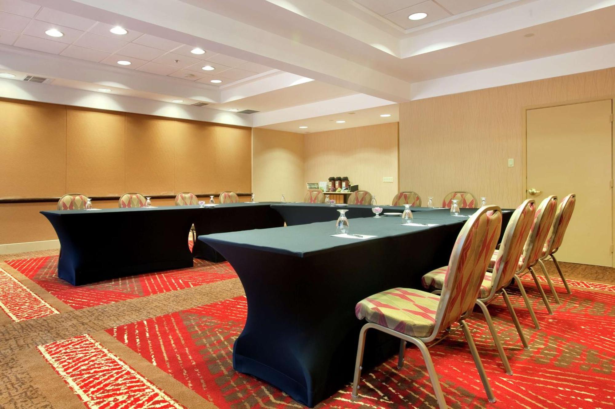 Hilton Stockton Hotel Екстериор снимка