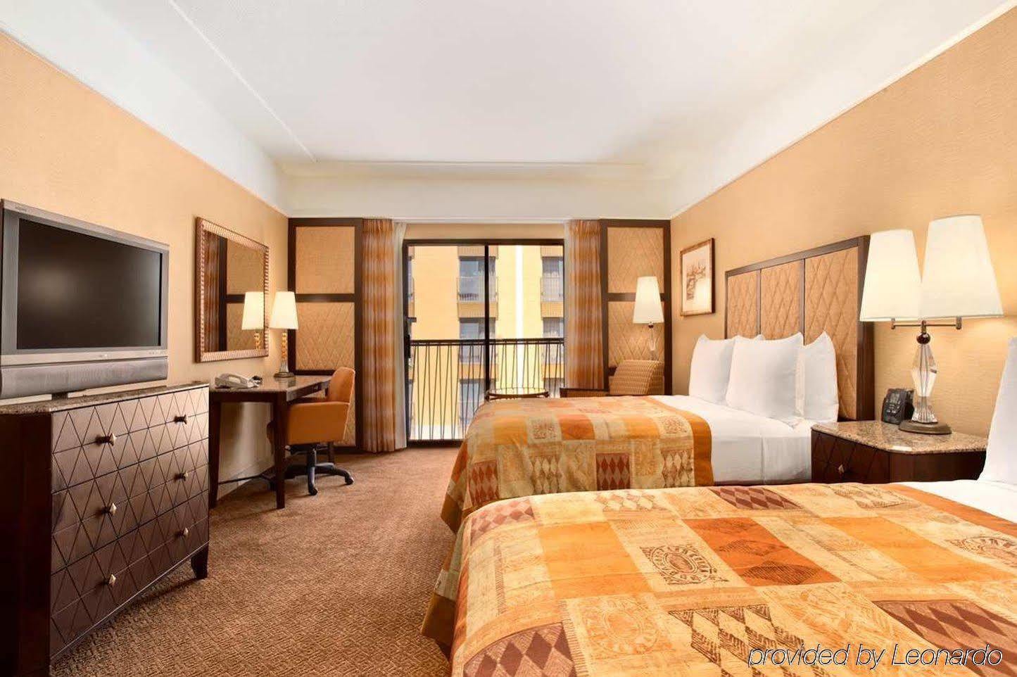 Hilton Stockton Hotel Екстериор снимка