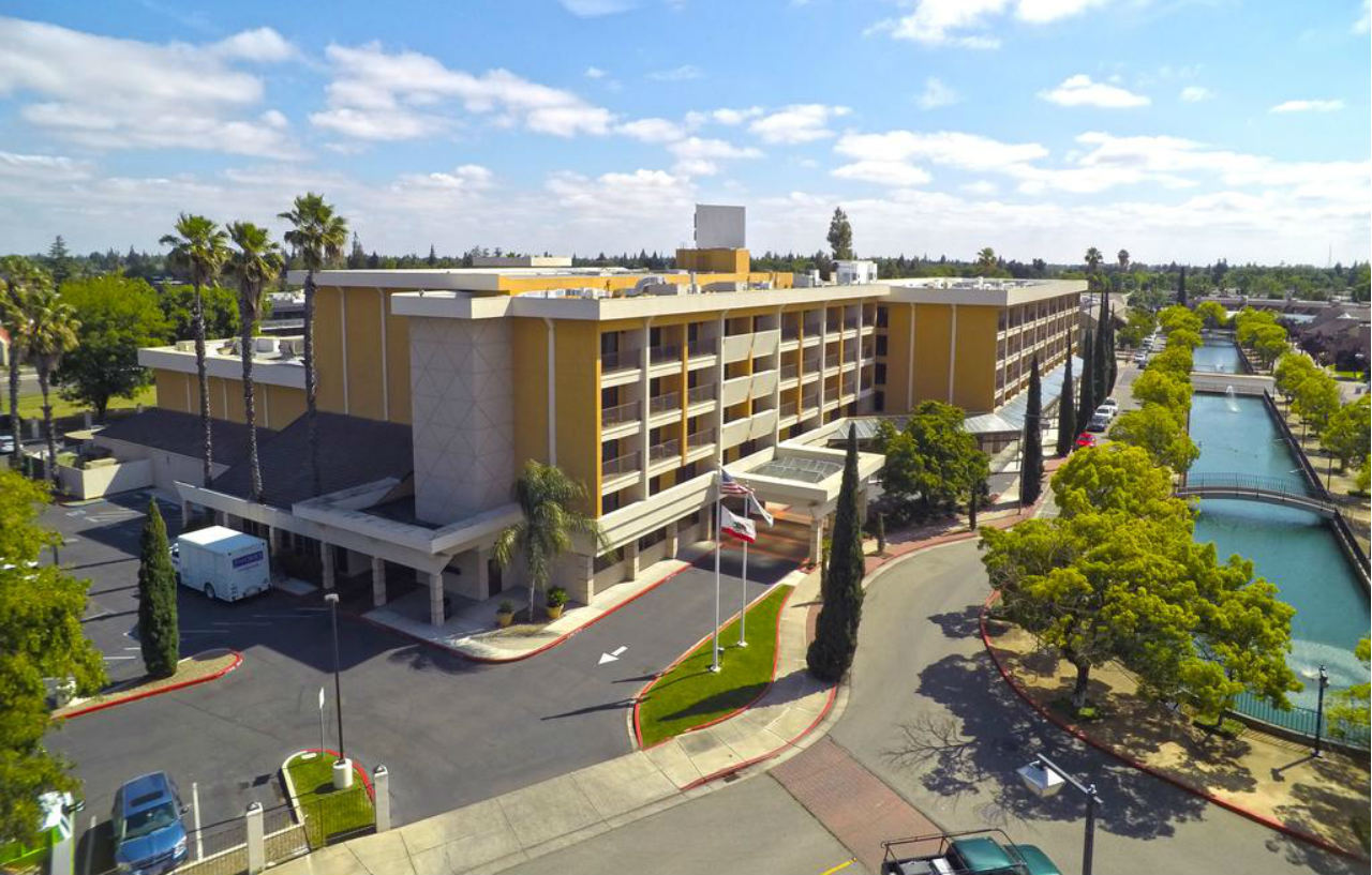 Hilton Stockton Hotel Екстериор снимка